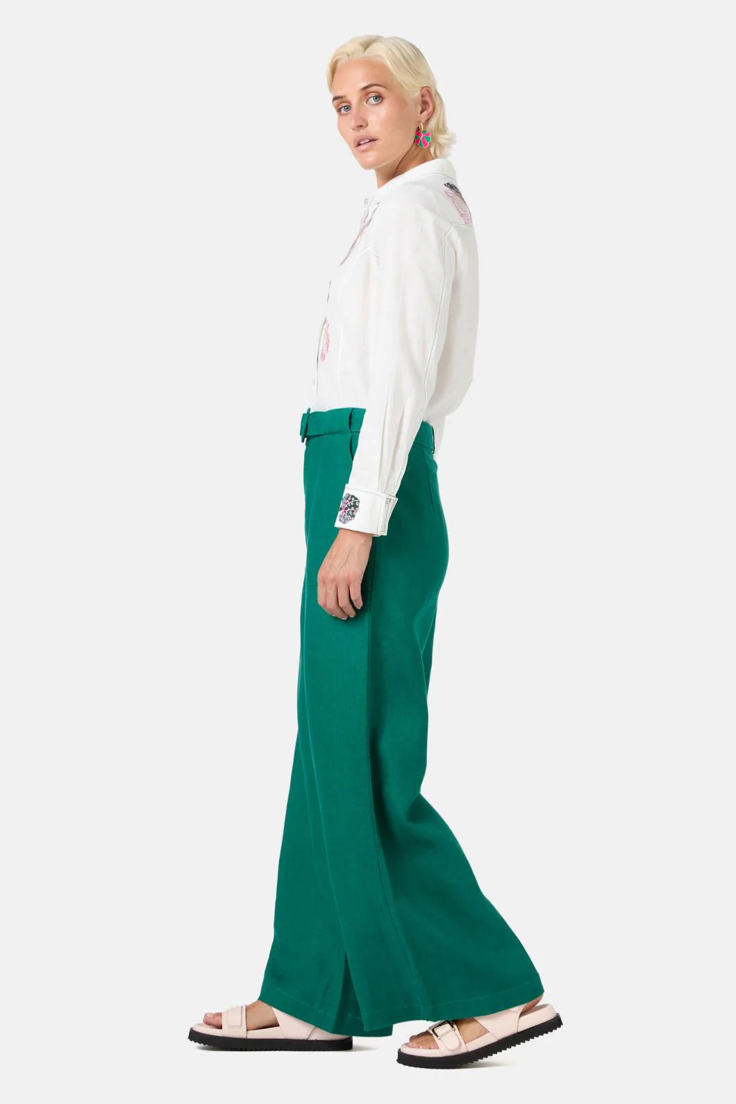 Agatha Pant - Image 2