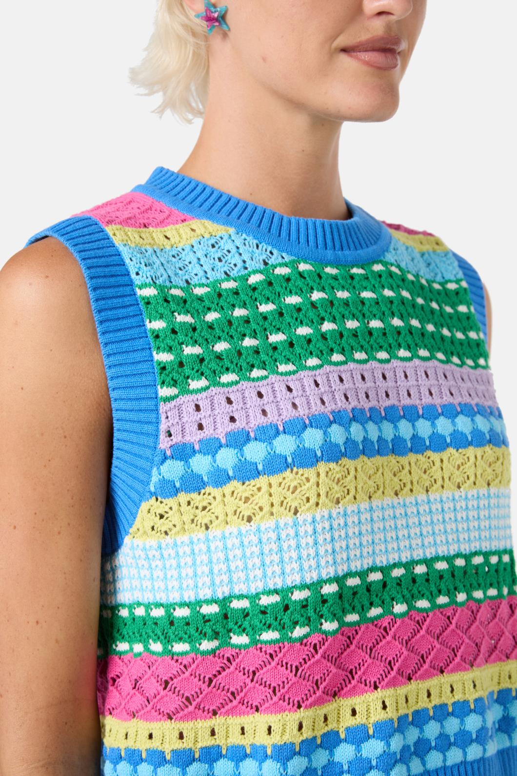 Emily Vest - Image 5