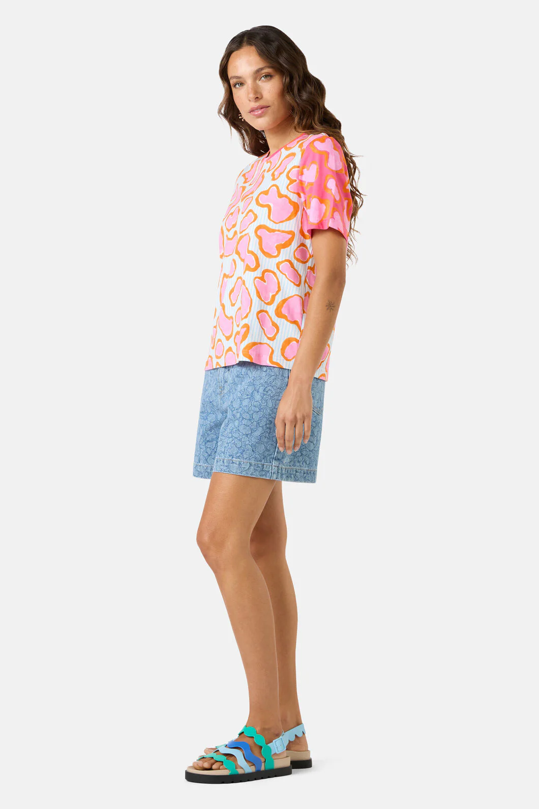 Fleur Rosa Print Classic Tee - Image 3