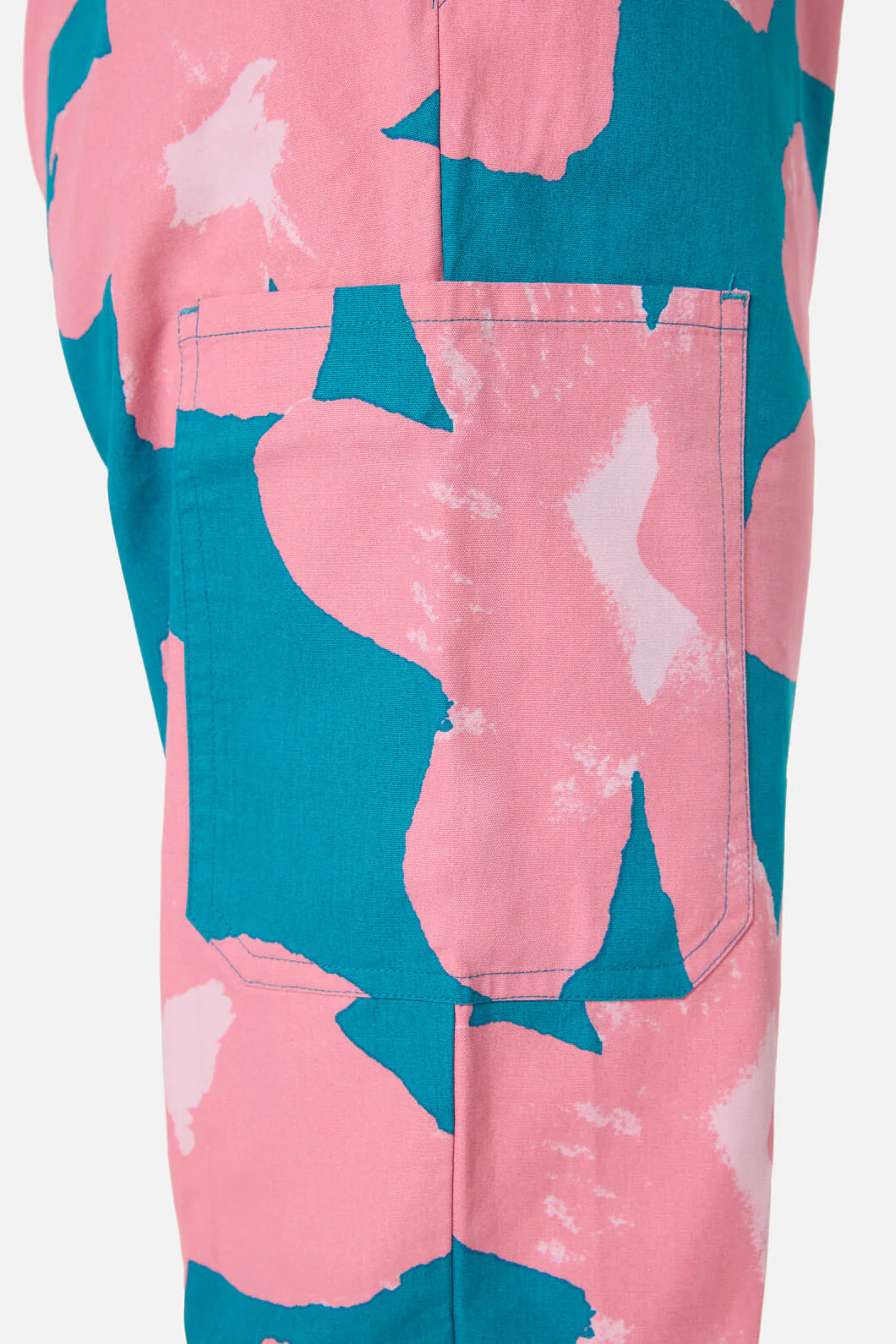 Green Poppy scrub set - Image 7