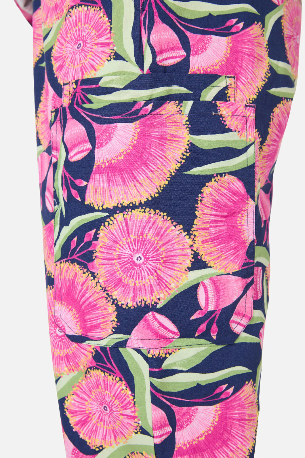 Gum Blossoms Scrub Set - Image 8