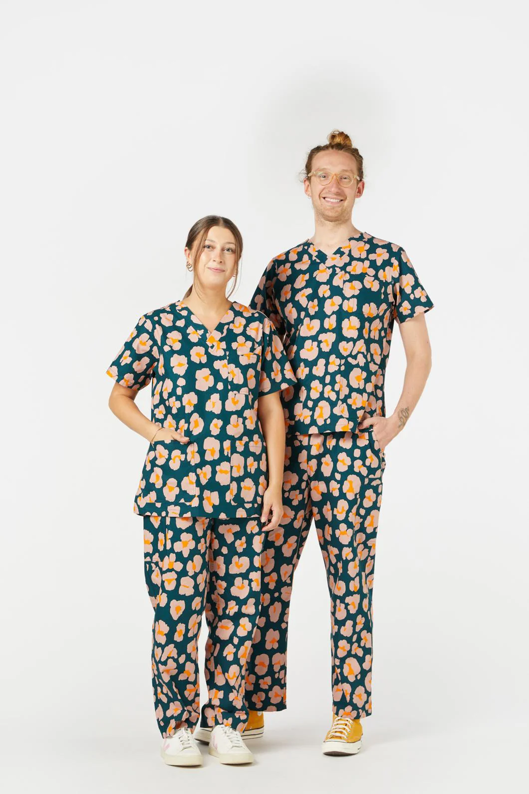 Leopards Scrub Set - Image 11