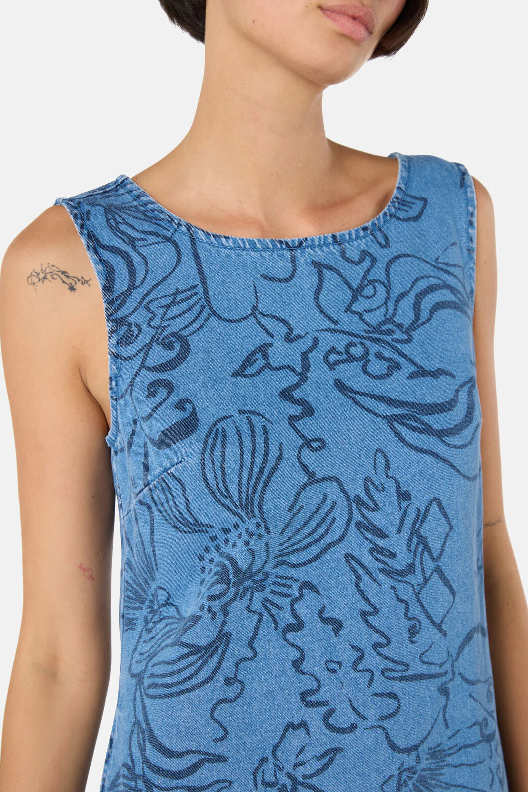 Linework Slip Denim Dress - Image 5