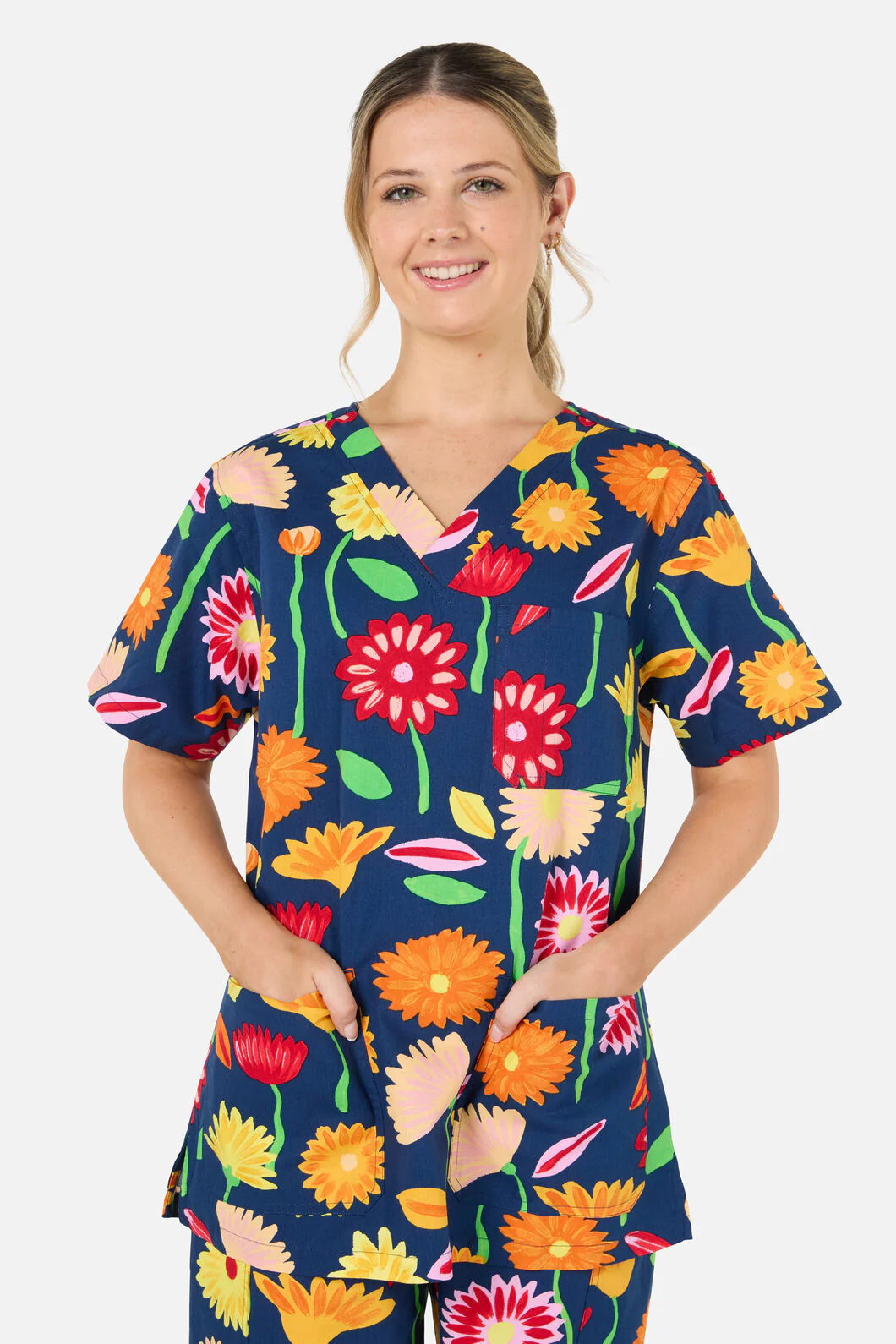 Sunshine Flowers scrub set - Image 4