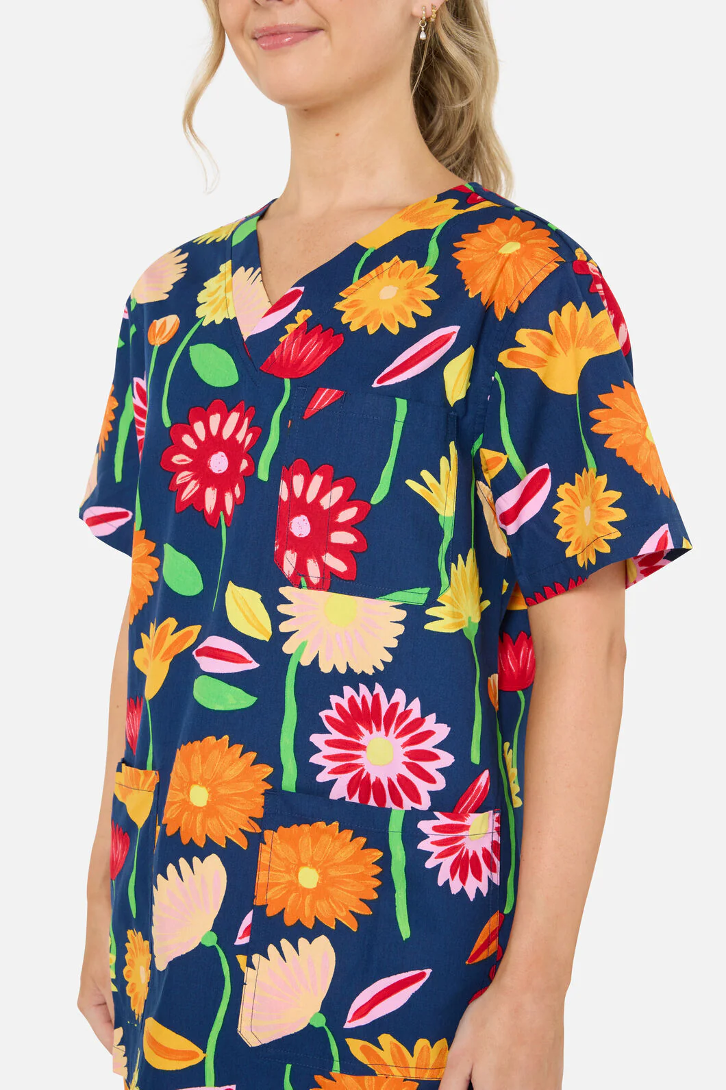 Sunshine Flowers scrub set - Image 5