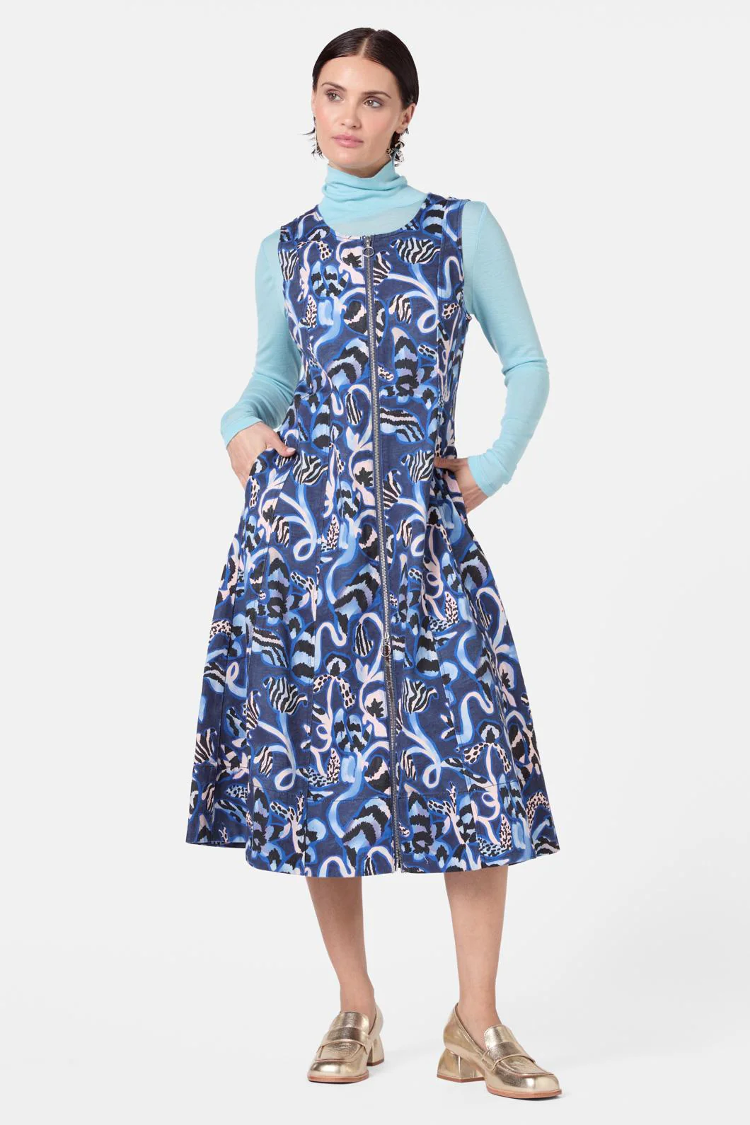 The Vines Denim Dress - Image 3