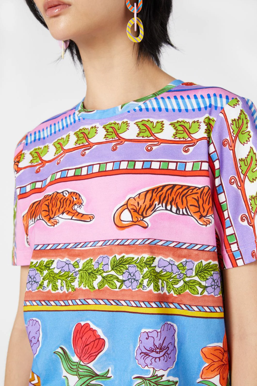 Wanderlust Tee - Image 5